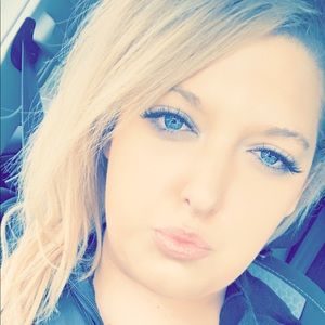 Meet your Posher, Kim